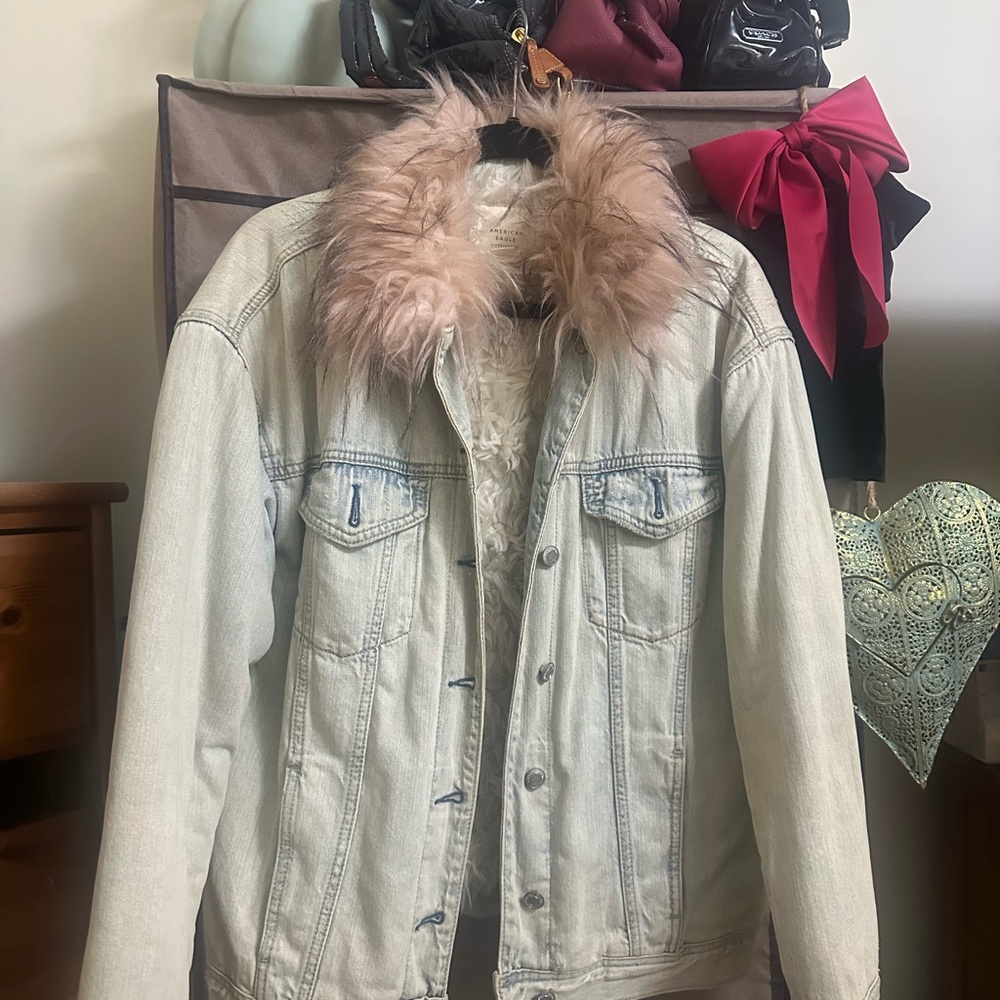 American Eagle Outfitters Light Denim Jacket with Pink Faux Fur Collar